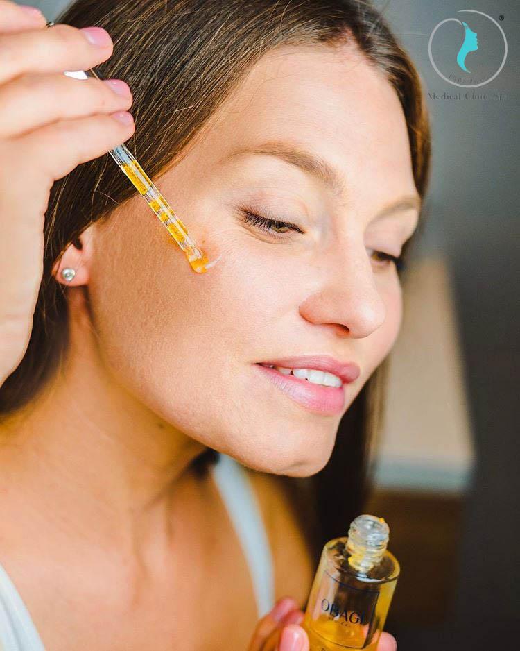 KHỞI ĐẦU NĂM MỚI HOÀNG KIM CÙNG SERUM OBAGI DAILY HYDRO DROPS - Dược Mỹ Phẩm ZO Medical