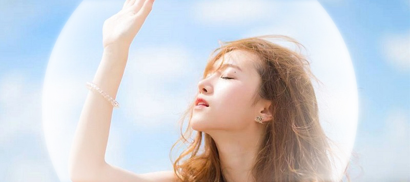 Hình: Da Nhạy Cảm Cần Kem Chống Nắng Công Thức Riêng